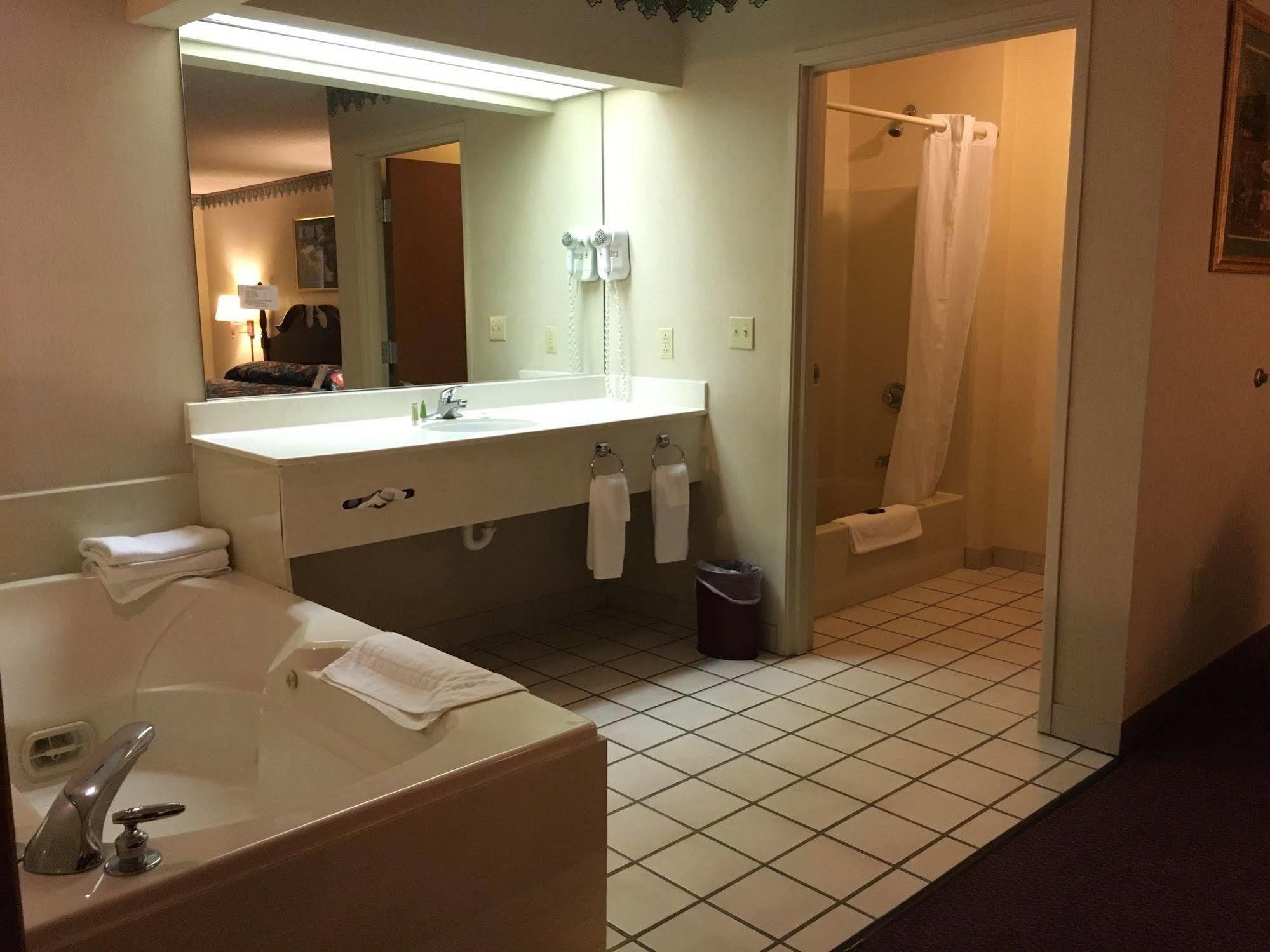 Baymont By Wyndham Mount Vernon Renfro Valley מראה חיצוני תמונה