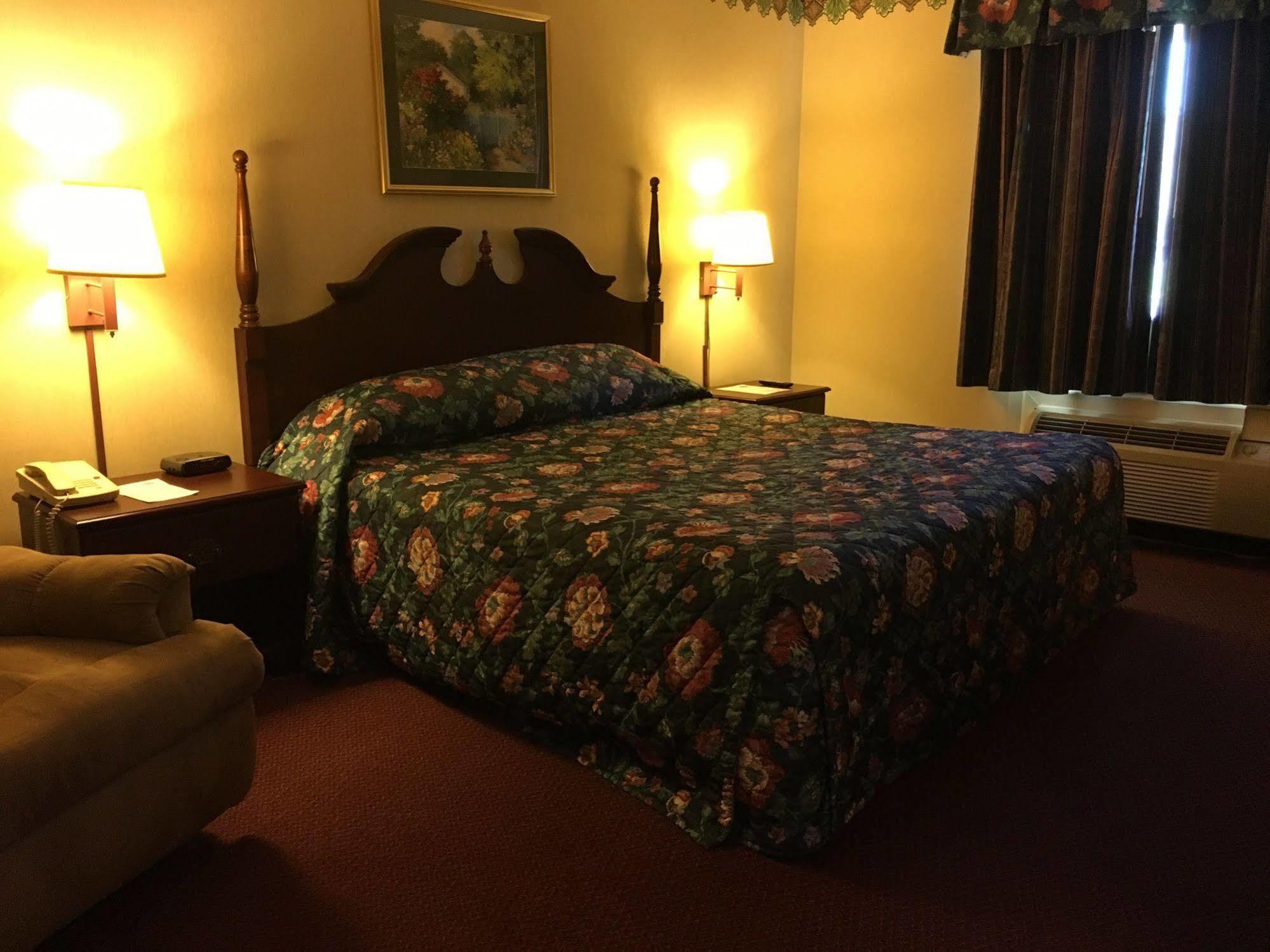 Baymont By Wyndham Mount Vernon Renfro Valley מראה חיצוני תמונה
